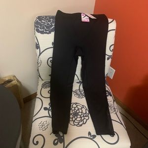 MD- NWT Hue Shaper Tummy Shaping Black Leggings